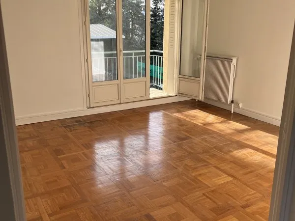 Loue appartement - 64m²