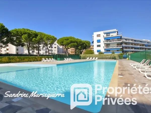 LE GRAND LARGE 2P traversant rez-de-jardin 37 m² 2 terrasses + parking