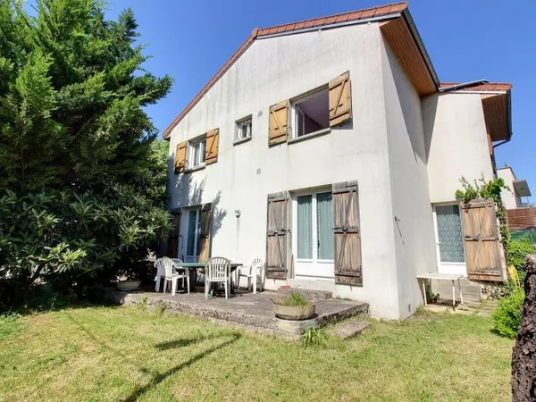 Maison 7 pièces 150 m²