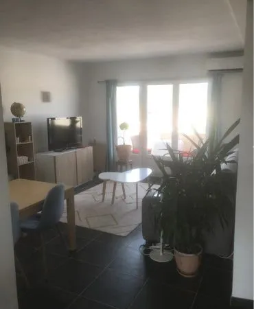 Loue appartement non meublé