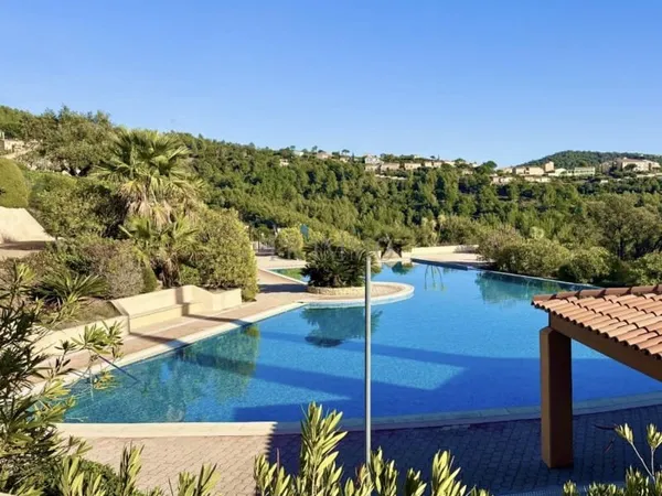 Vente Appartement traditionnell 2 pièces - Vue Mer & Jardin Privatif