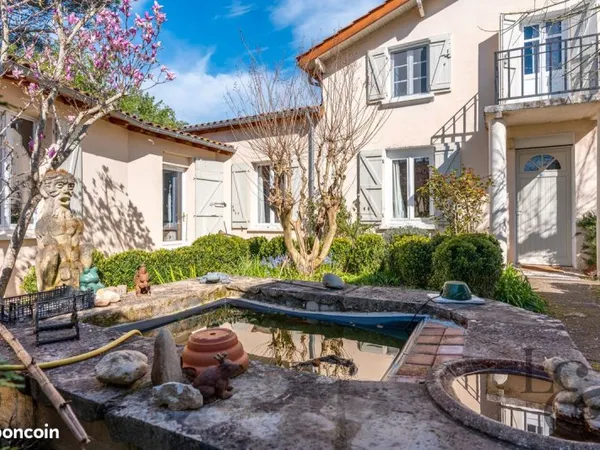 Villa 7 pièces 206 m²