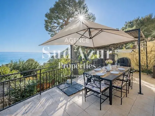 Eze : Maison mitoyenne à vendre