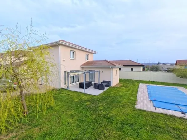 Maison 5 pièces 110 m²