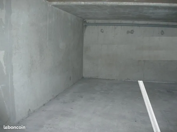 Garage Dinard / parking Dinard / stationnement Dinard