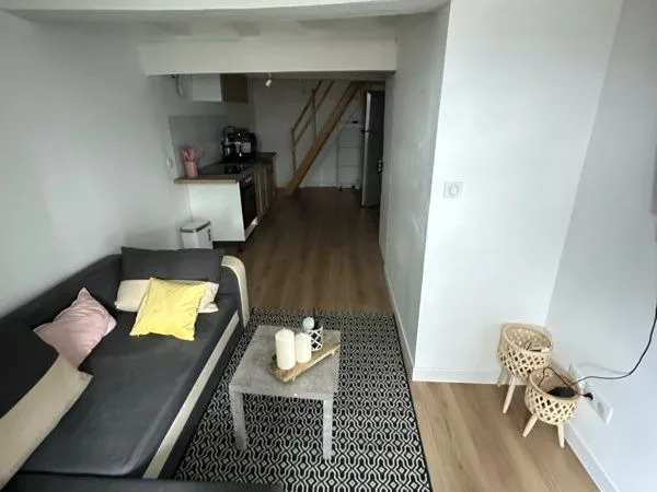 Maison de ville rénovée — bas de la ville thiers