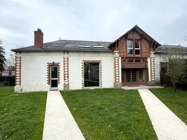 Maison Location Carquefou 6p 165m² 1480€