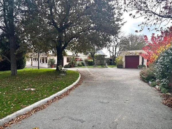 Maison 5 pièces 151 m²