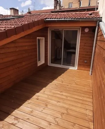 Appartement T2 bis terrasse tropézienne quartier Jean Jaurès