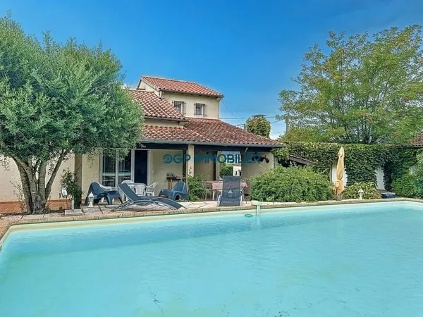 Maison T5 134 M²