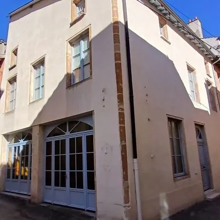 Jolie maison de ville