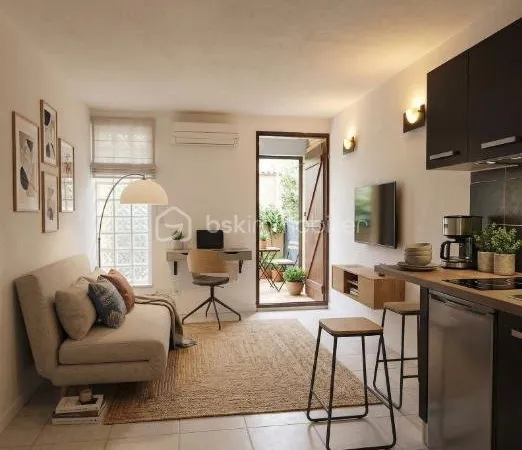 Studio avec jardin privatif et parking à Aigues-Mortes - à 5 min des remparts !