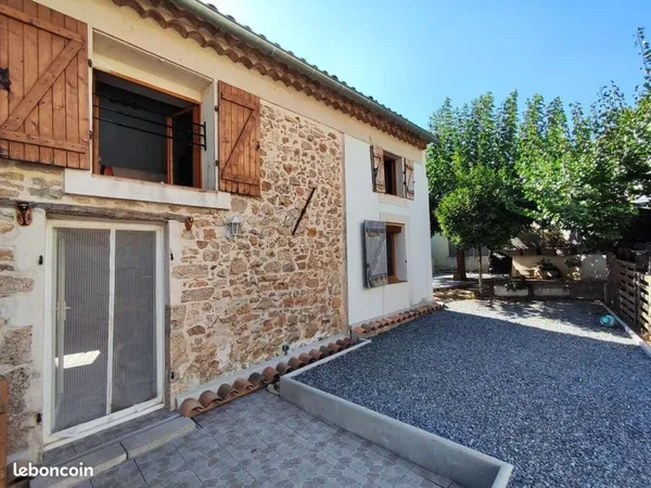 Maison de hameau T4 90 m² avec 200 m² de jardin - Etat nickel