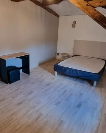 Chambre spacieuse