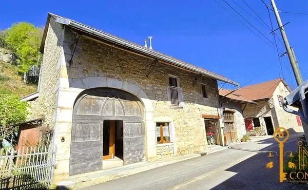 Maison de village 4 pièces de 115 m2 habitables