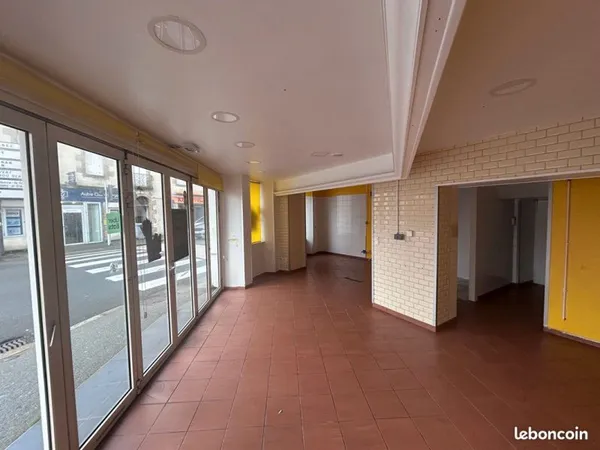 Local commercial 66 m² QUIMPER