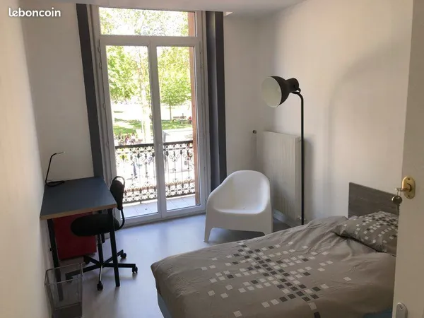 🌳✨ Colocation étudiante 4 chambres - Centre-ville - 380 charges incluses