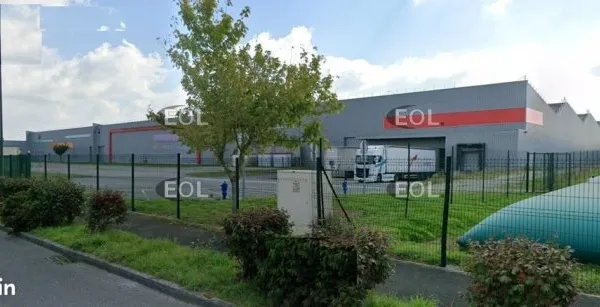 Local industriel 25 194 m²