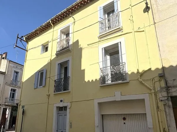 Immeuble 300 m²