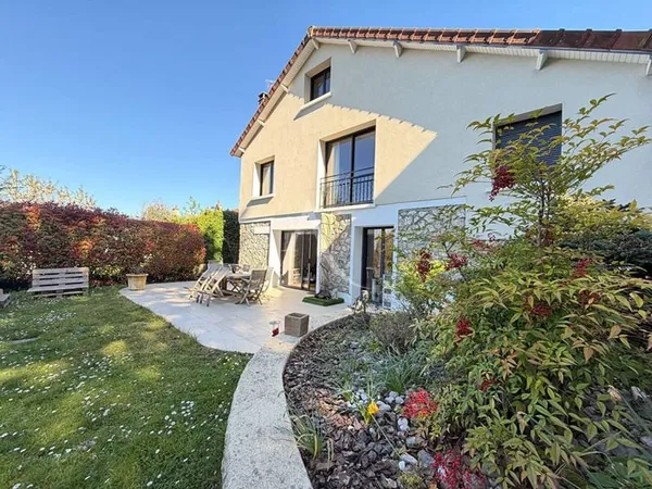 Maison 7 pièces 162 m²