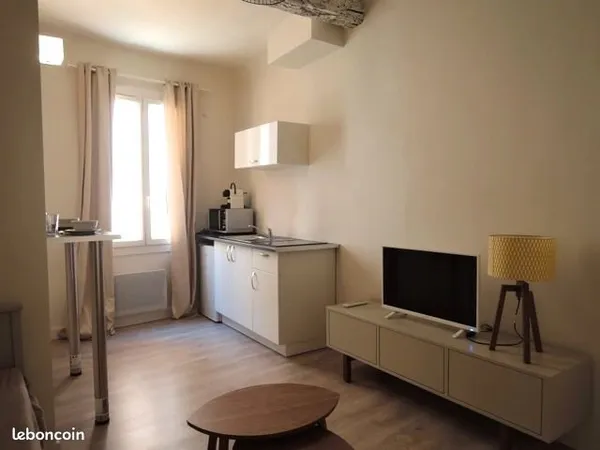 Studio centre ville d'aix