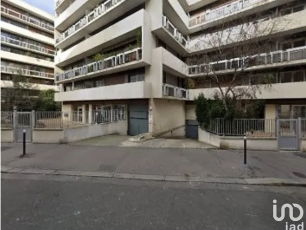 Parking 10 m²