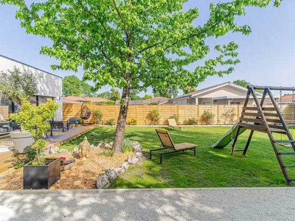 Maison 5 pièces 172 m²
