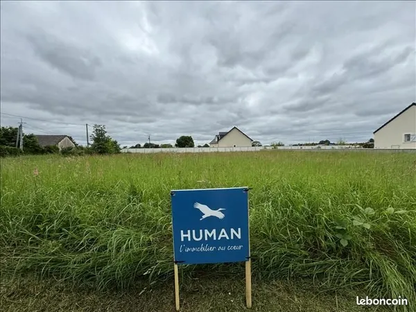Terrain 1 301 m² Le Magny