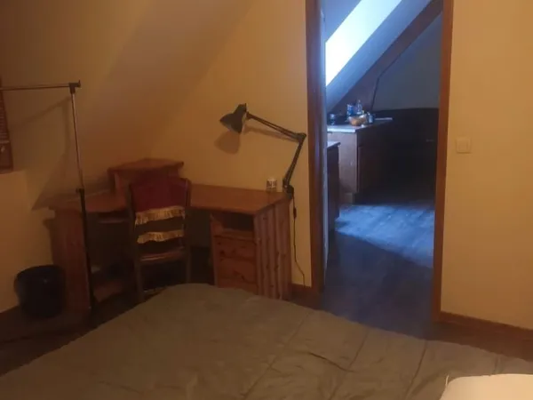 Loue Chambre meublée