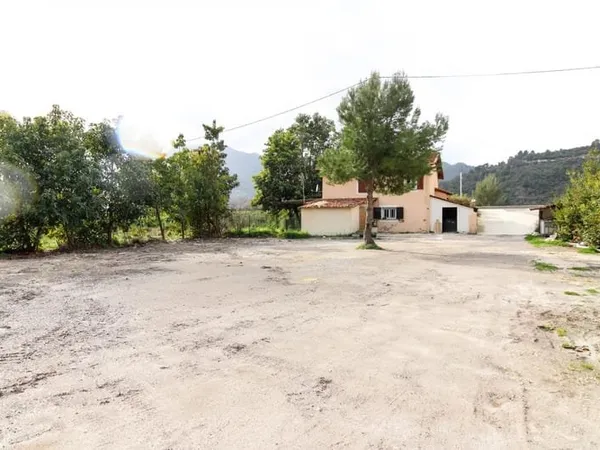 Saint-Martin-du-Var//Maison 120 M²//Terrain 1800 M²