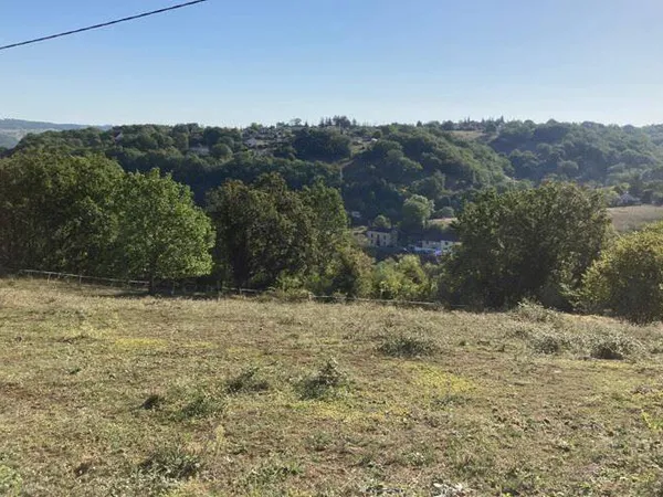 Terrain constructible 1666 m²