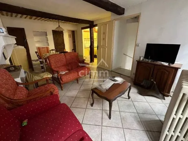 Maison de village T6 avec cour et terrasse