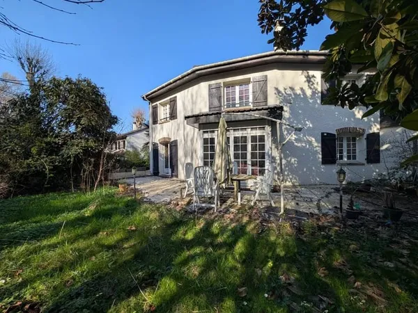 MAISON 5 CHAMBRES / SOUS-SOL TOTAL