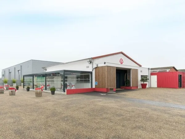 LOCAL COMMERCIAL 400M2 + TERRAIN 1800M2 ZI NORD MONTAUBAN