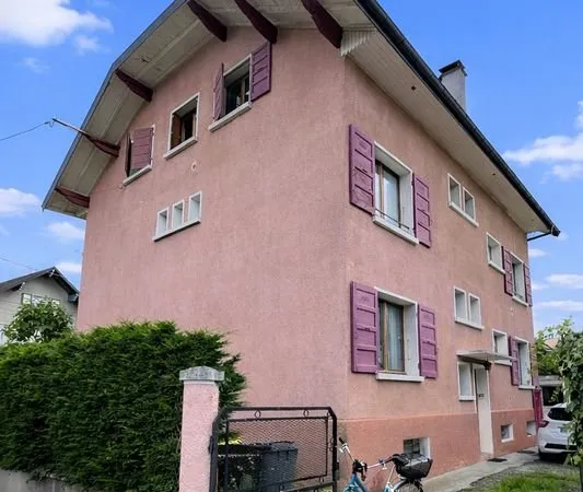 Appartement T2 bis 54m² utiles - 33m² Loi Carrez
