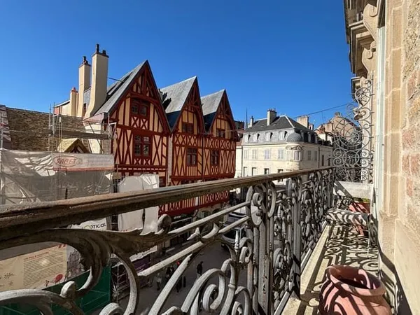 Appartement 6 pièces 166 m²