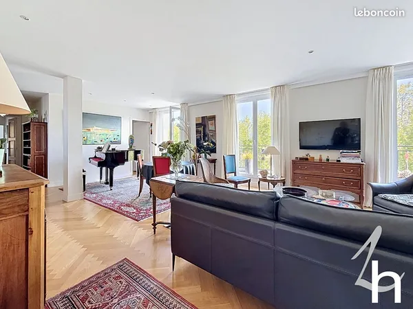 Loft 5 pièces 139 m²