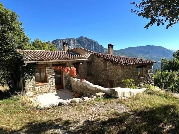 Maison 5 pièces 150 m²