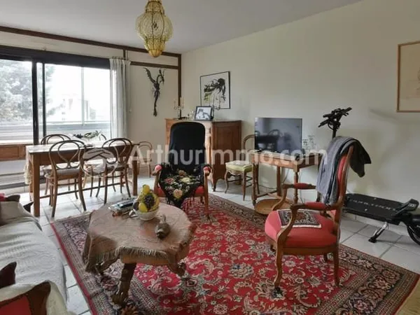 Appartement T3 lumineux de 75,85 m² - Quartier Roseraie - Métro à pied
