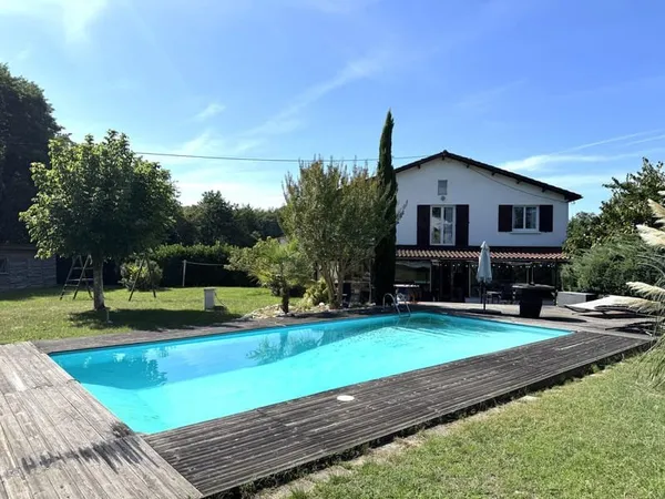 Maison proche centre