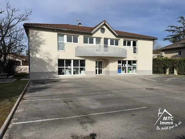 Local 450 m²