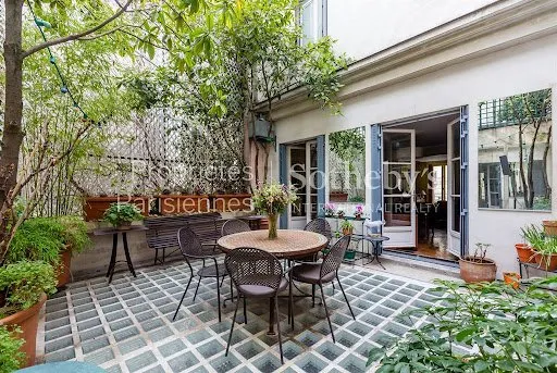 Maison 7 pièces 470 m²