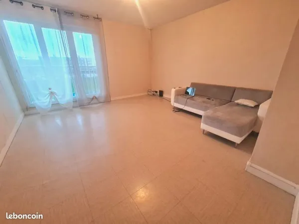Salon et Chambre 55m