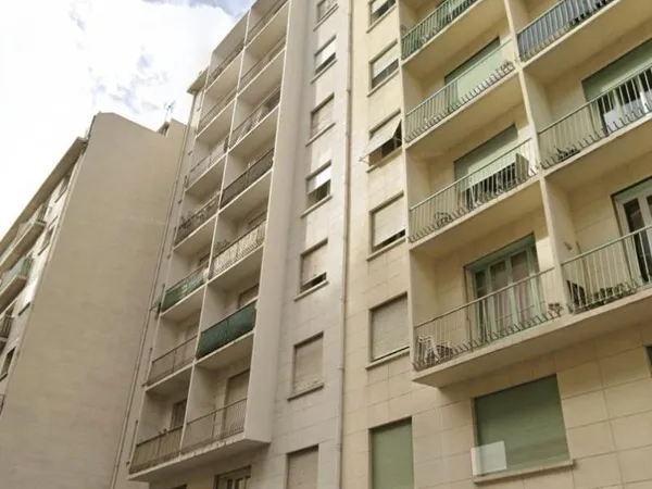 Vends T3 - 62m² - Marseille 5E Arrondissement 13005
