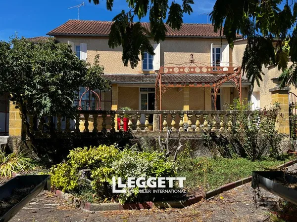 Maison 11 pièce(s), VILLEFRANCHE-DE-LONCHAT