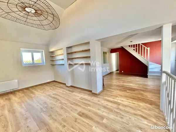 Duplex 7 pièces 121 m²