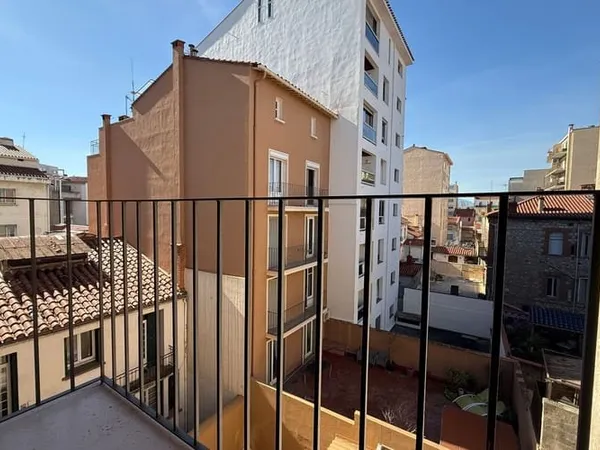 Studio 1 pièce 27 m²