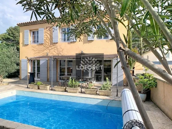 Maison 6 pièces 134 m²