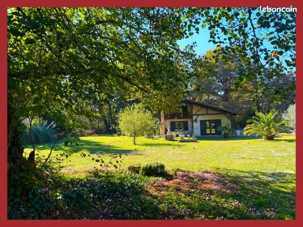 Propriété de charme sur 24 hectares - Maison rénovée + dépendances - À 5 min de Bazas