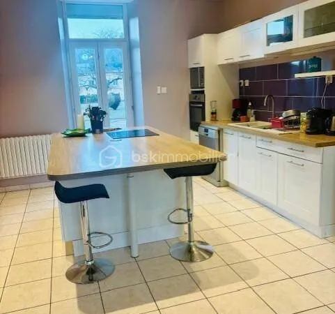 Maison 6 pièces 176 m²